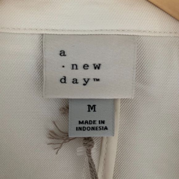 A New Day Women's Essential Blazer Cream White Medium - Picture 5 of 13